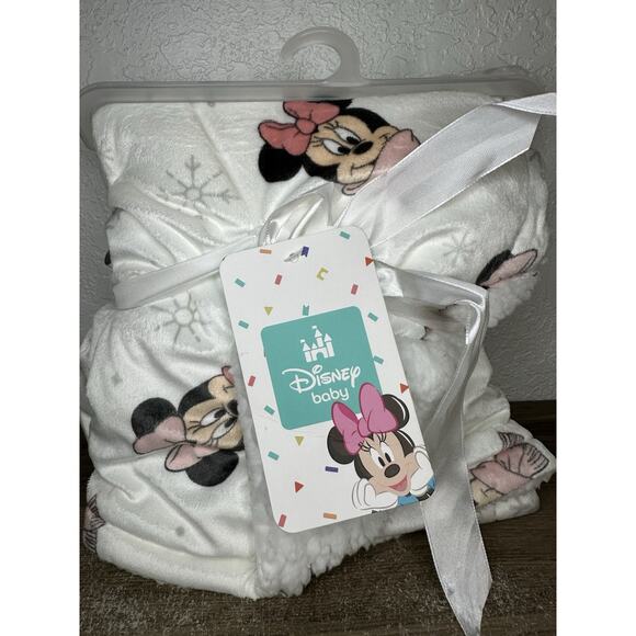 Disney Baby Blanket Minnie Mouse Snowflake Scarf Holiday Christmas White Pink - Picture 1 of 5